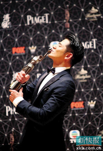 郭富城金像奖封帝承认收到女朋友祝福短信(图)