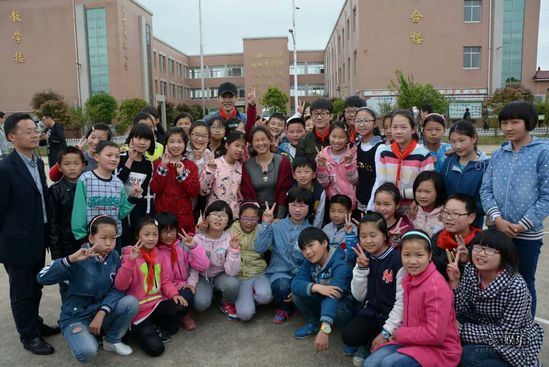 《歌手》公益助推音乐教育