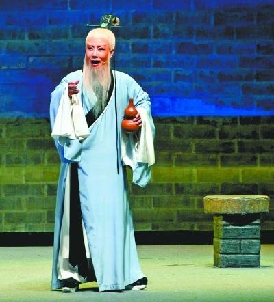 谢涛在汉上演《傅山进京》 谢涛在汉上演《傅山进京》