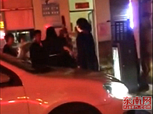 事发时的监控画面