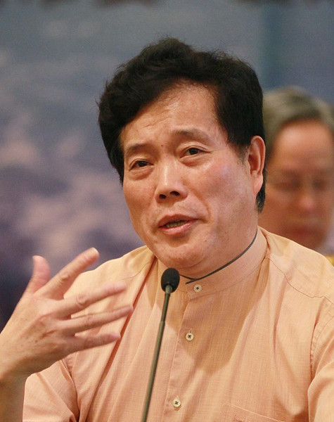 赵丽宏近影 赵丽宏近影