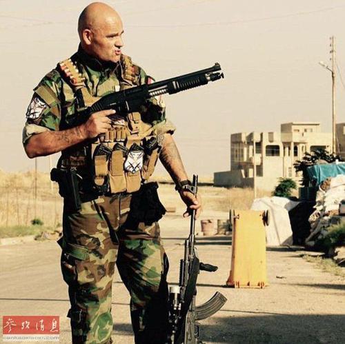 英国老头卖尽全部家产 赴中东同IS激战八个月