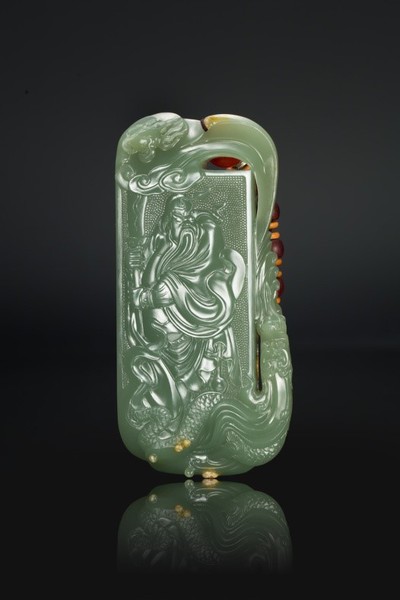 这件作品的绿色静而不滞，观之素净典雅。