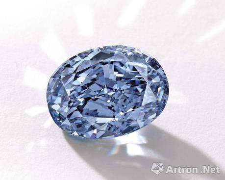 10.10克拉内部无瑕椭圆形鲜彩蓝钻“迪比尔斯千禧瑰宝4” 10.10克拉内部无瑕椭圆形鲜彩蓝钻“迪比尔斯千禧瑰宝4”