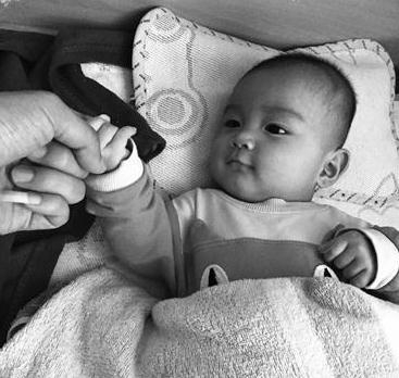 退休女医贩卖婴儿 退休女医贩卖婴儿