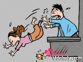 高二男生厕所途中坠亡 翻越栏杆坠落