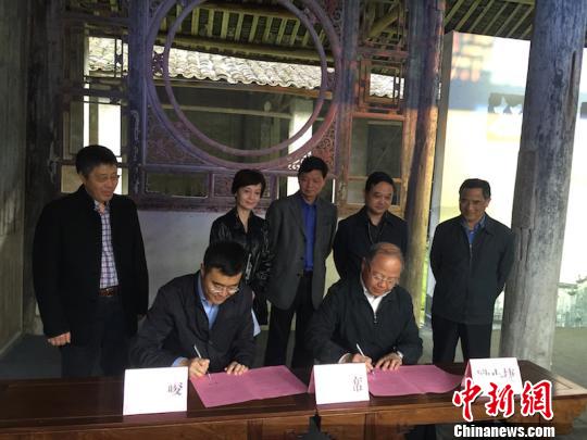 浙江松阳启动“拯救老屋行动”?！±铈面?摄