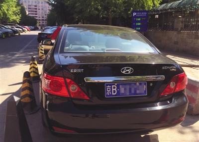 快递小哥被掌掴事件调查：事发地占道现象严重（图）