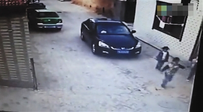 陕西一县纪委干部碾死女童让人