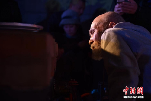 点击进入下一页