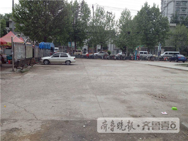 点击图片翻到下一页>> 济南小伙帮朋友出头被捅死 全是讲义气惹的祸