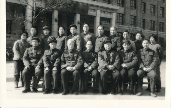 20世纪70年代在北航研制新机成功后合影