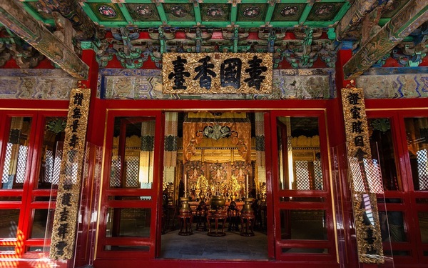 10051735_379196 10051735_379196