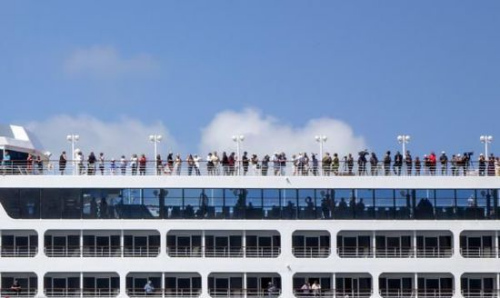 美国邮轮载700多旅客前往古巴系38年来首次(图)