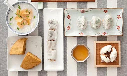 想长寿？学学全球长寿地区的老人吃饭