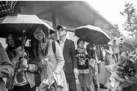 滨江区共联村公交站 滨江区共联村公交站