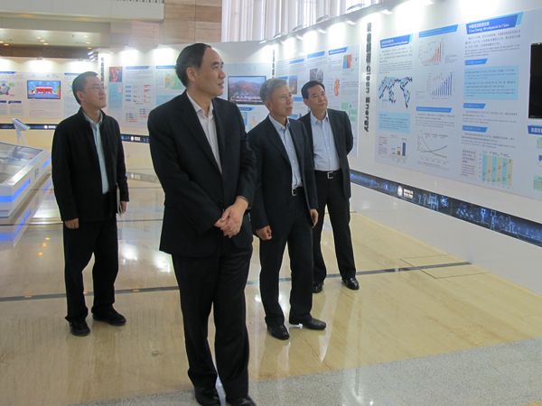 64006a5c906418a6090a0a 64006a5c906418a6090a0a