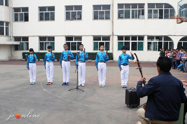 市慈善总会走进市特殊教育学校爱心助残1
