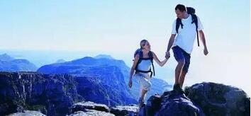 常爬山抗衰老 爬山锻炼需要有4注意