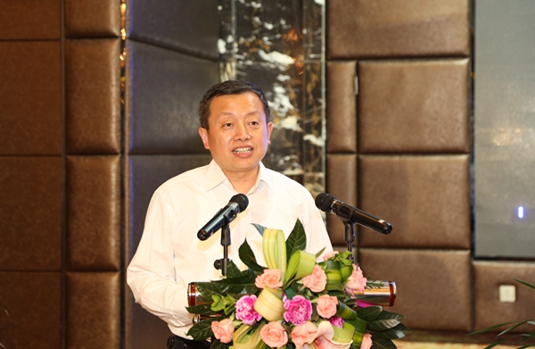 64006a5c952118a8ae5702 64006a5c952118a8ae5702