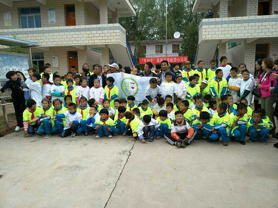 兰马新五年，为梦奔跑，极力倡导公益与环保。