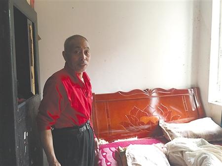 老人家中养349只老鼠 4人花了近两周才消灭光(图)