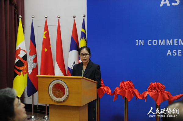 东盟轮值主国老挝驻华大使万迪致辞_副本