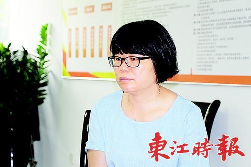 “东平哥”的妹妹黄秀影。