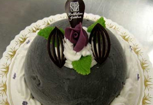 盘点奇葩冰激凌 母乳、伟哥冰激凌敢吃吗