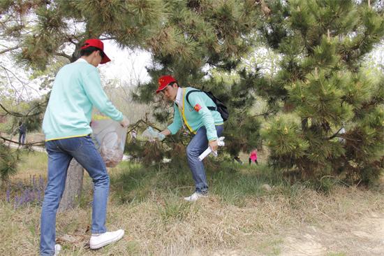 志愿者2 志愿者2