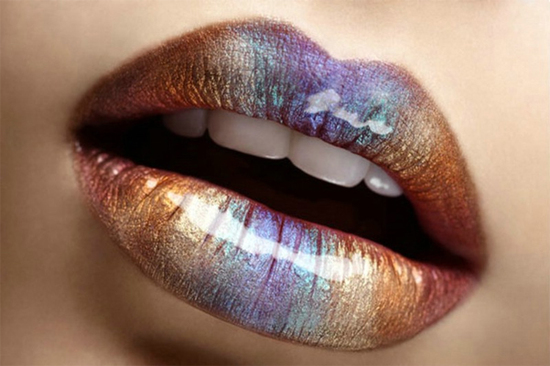 唇纹催人老 嘴唇总起皮该怎么办？