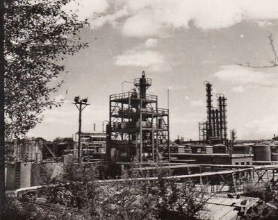 上世纪70年代顺丁橡胶装置小聚合回收塔 上世纪70年代顺丁橡胶装置小聚合回收塔