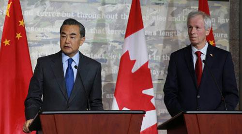 王毅: 中方乐见菲律宾新政府做出明智选择 王毅: 中方乐见菲律宾新政府做出明智选择