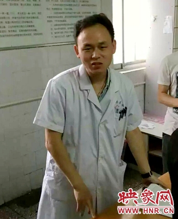 婴儿被弃爬满蚊虫 狠心父母为何抛弃亲生骨肉(组图)