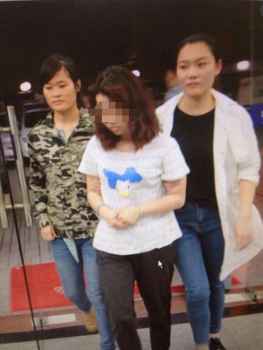 罗湖警方将嫌疑人抓获。