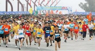 喜欢跑步锻炼？ 马拉松不是人人都能跑！