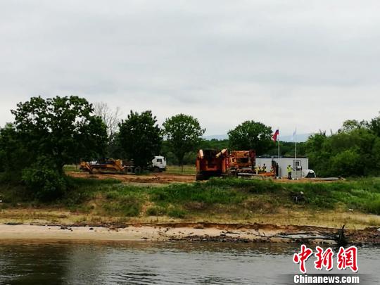 “中俄首条铁路跨江桥”俄境内桥体动工