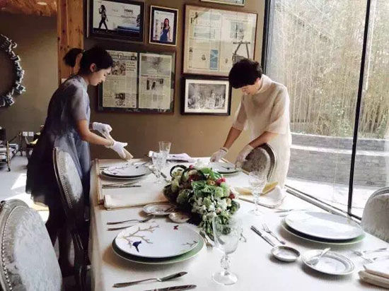 媒体揭名媛变形记:速成班10天毕业 价格8万元