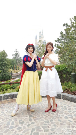 上海迪士尼今日开园 “白雪公主”微笑迎客10 上海迪士尼今日开园 “白雪公主”微笑迎客10