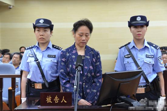 6月15日，庭审现场
