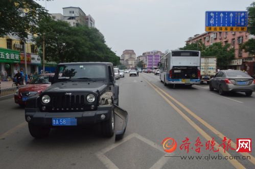 济南槐荫一男子穿行马路遭遇连环撞死亡(图)