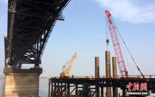 9bd918efed0e49c398814d683948fd3d 9bd918efed0e49c398814d683948fd3d