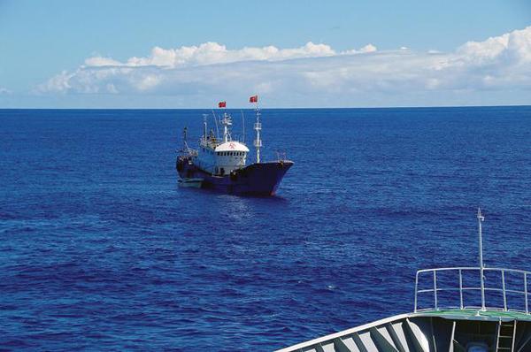 外媒:印尼射击并扣押中国渔船 中方斥滥用武力