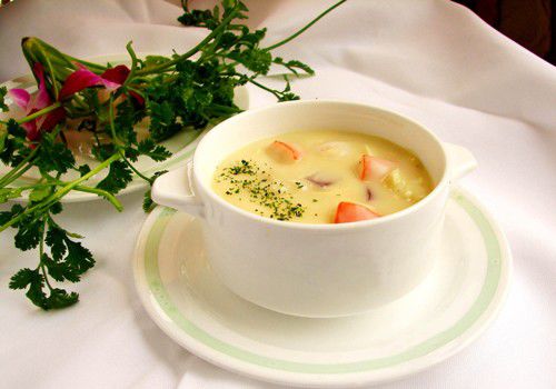 熬汤越久越好？喝汤养生你需要注意这些问题