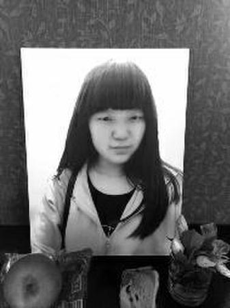 女学生宿舍产子闺蜜接生 女学生宿舍产子闺蜜接生