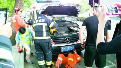 消防员救喵星人