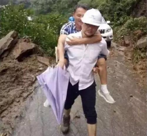 catchpic-4-4E-4E88B94C3FABF702CEC53F547BF101FB catchpic-4-4E-4E88B94C3FABF702CEC53F547BF101FB