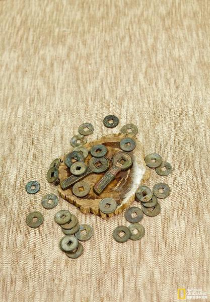 中国有史以来最精美的钱币之一——莽币