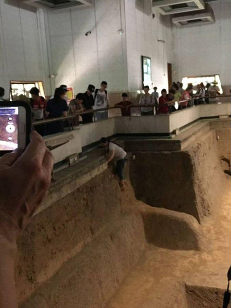 940827964ef1430eb9b257dbe9c7be6920160628142718 940827964ef1430eb9b257dbe9c7be6920160628142718