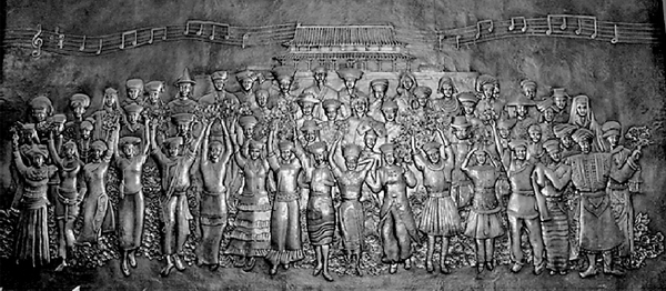 《没有共产党就没有新中国》纪念馆内浮雕 《没有共产党就没有新中国》纪念馆内浮雕